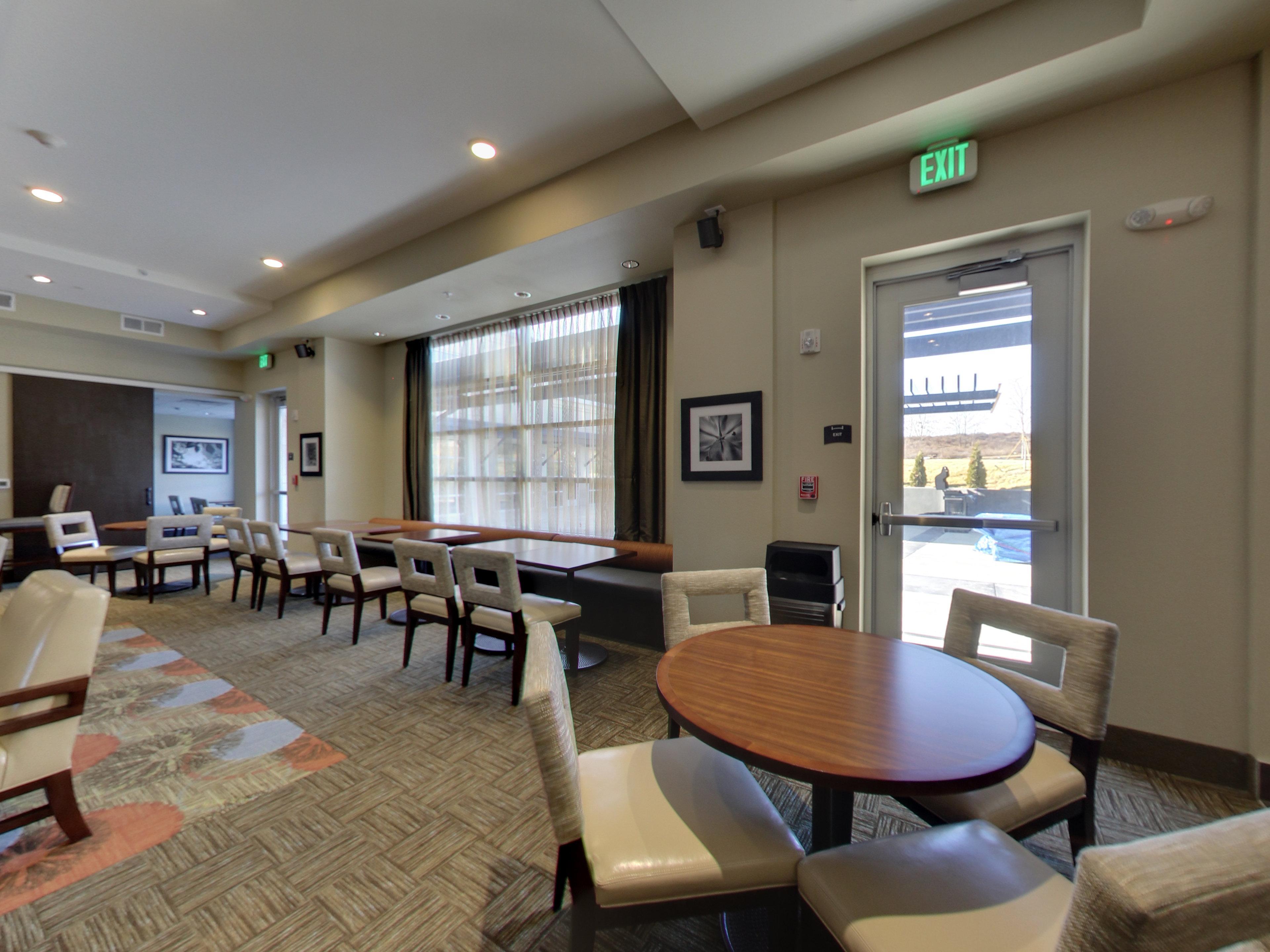 Staybridge Suites - Madison - Fitchburg מראה חיצוני תמונה
