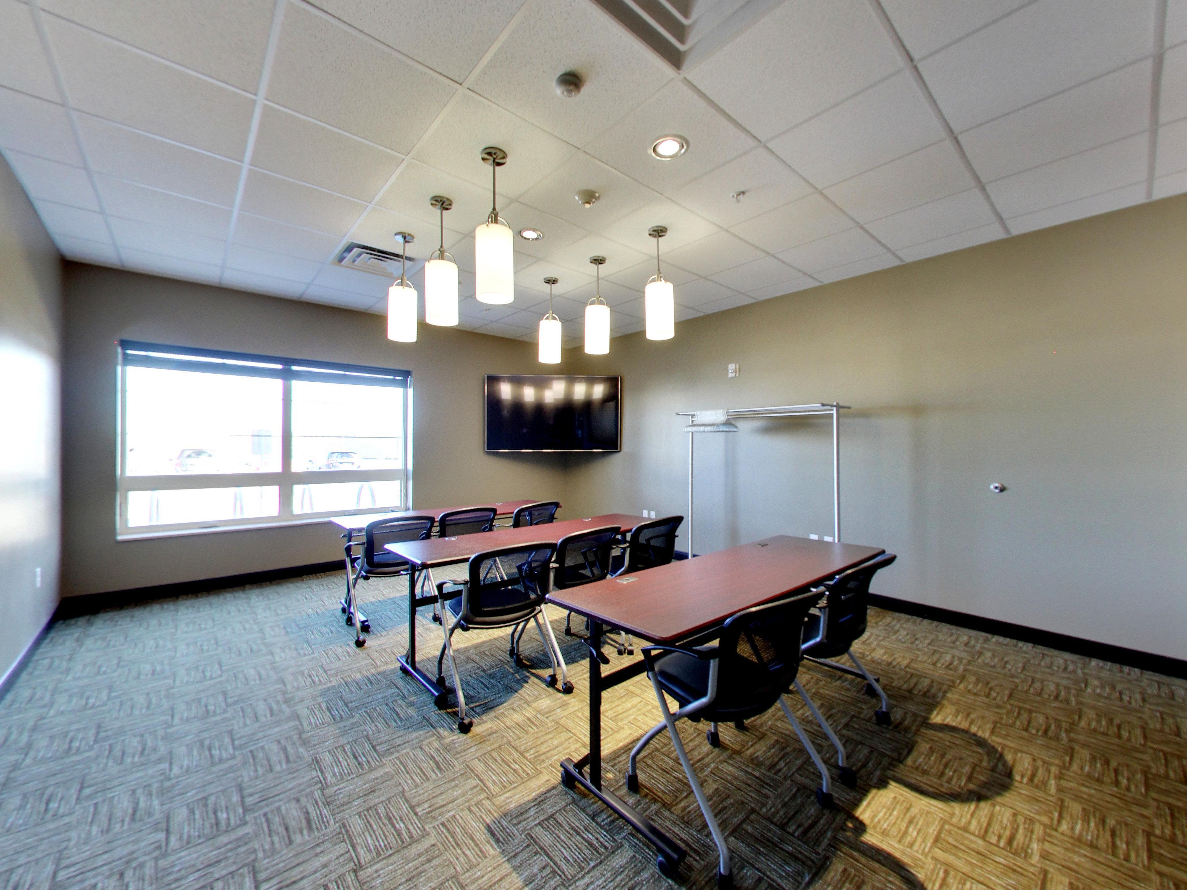 Staybridge Suites - Madison - Fitchburg מראה חיצוני תמונה
